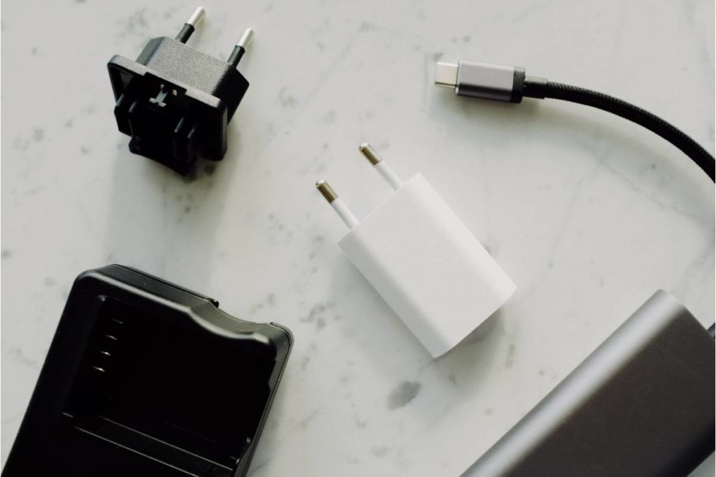 What is an AC Adapter? – About, Work, Features and More - 2020