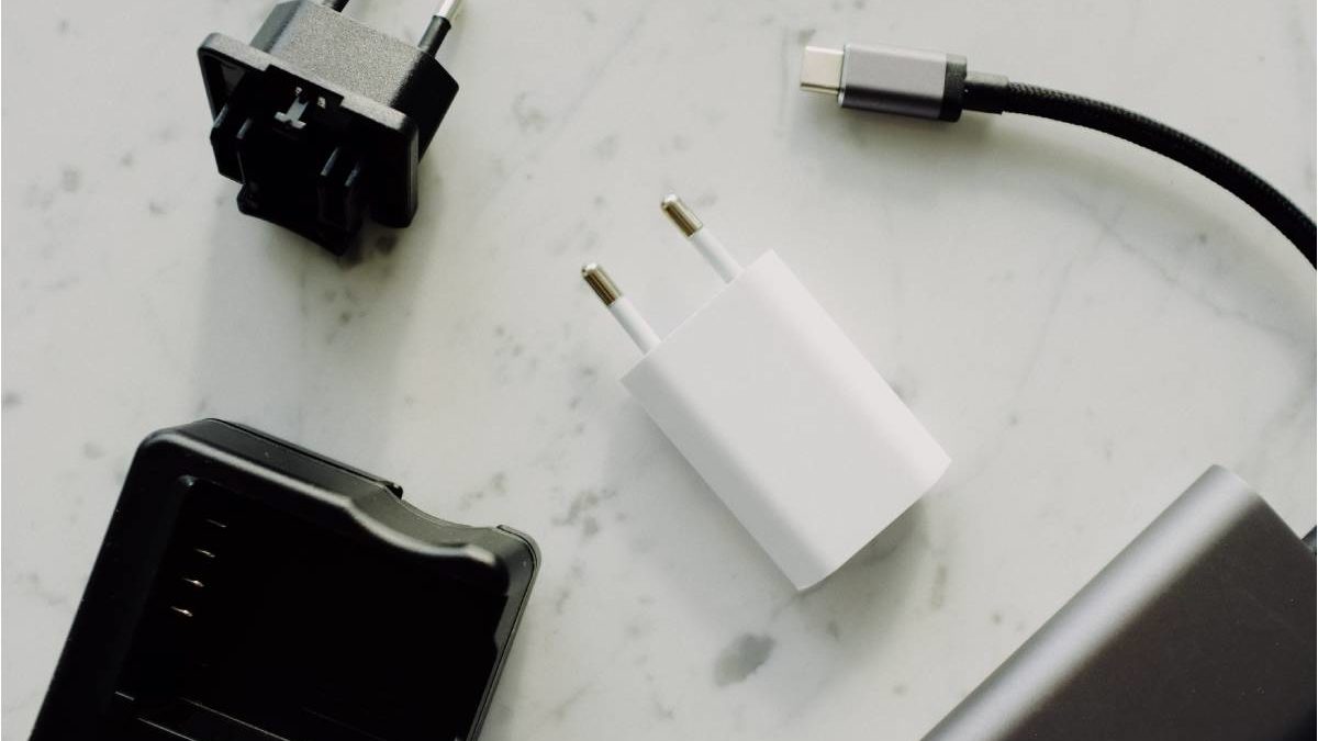 What is an AC Adapter? – About, Work, Features and More